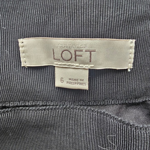 LOFT Black Eyelet Lace A Line Skirt Size 6 Side Zip Knee Length - Picture 5 of 6